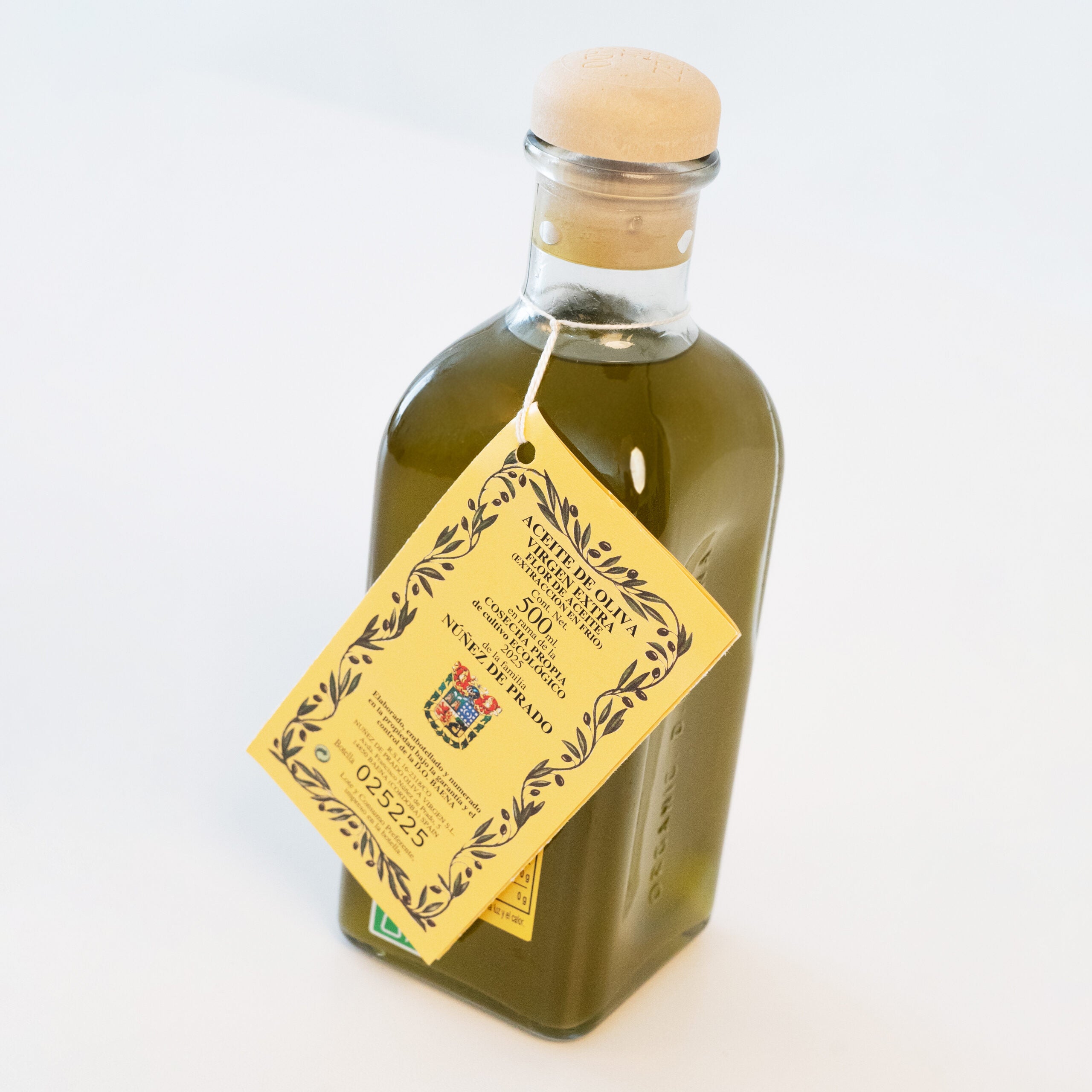 Organic Extra Virgin Olive Oil  D.O.P. Baena  Núñez de Prado